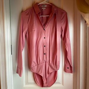 🐣🐣 10/$65 I ACCEPT OFFERS  🛍🥰🙂